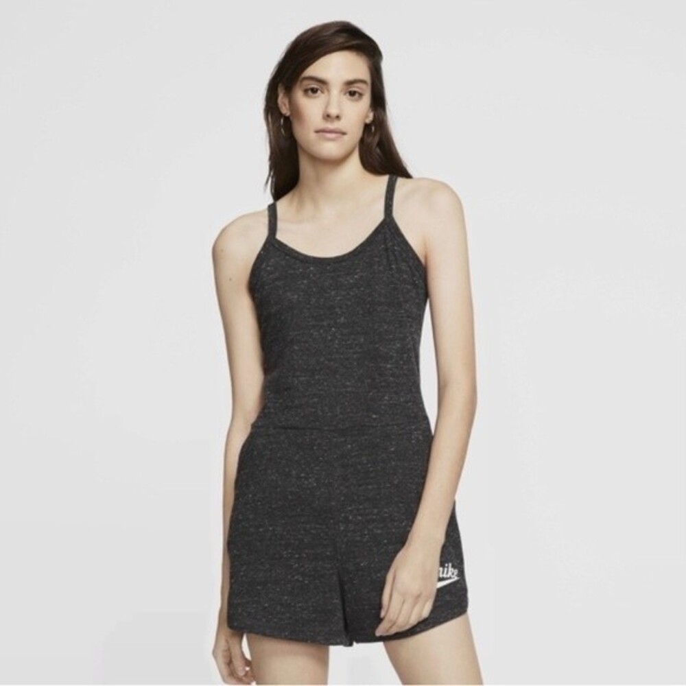 Nike SWOOSH Gym Vintage Romper shorts Size Large